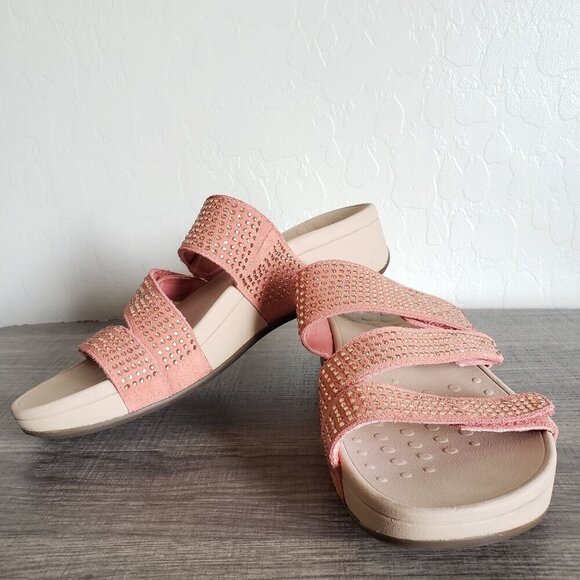 Vionic Pink Sandals with Criss-Cross Straps and Platform Sole - Picture 11 of 11